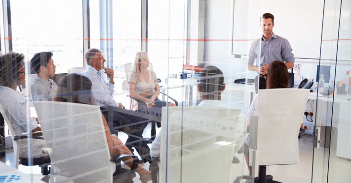 Come presentare la tua azienda all'estero - Wall Street English